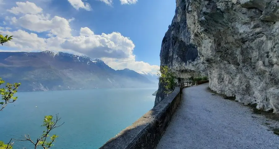 Garda, domani riapre la Ponale: festa per escursionisti e biker