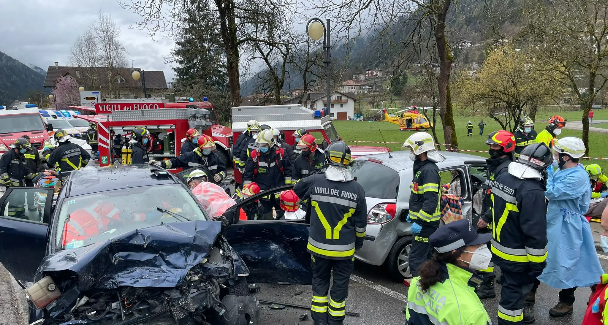 Spiazzo Rendena, è di quattro feriti il bilancio del tremendo frontale