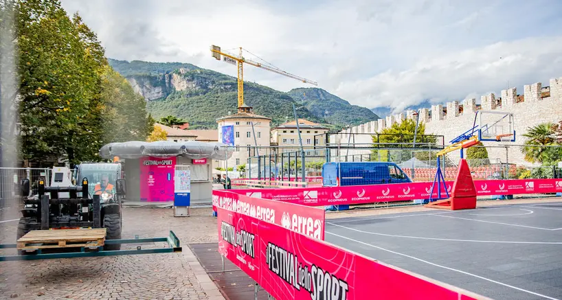 Al via il Festival dello Sport: esordio sprint con Charles Leclerc