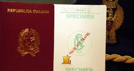 Troppa attesa per i passaporti “urgenti”? La questura di Trento attiva un numero di telefono e una mail