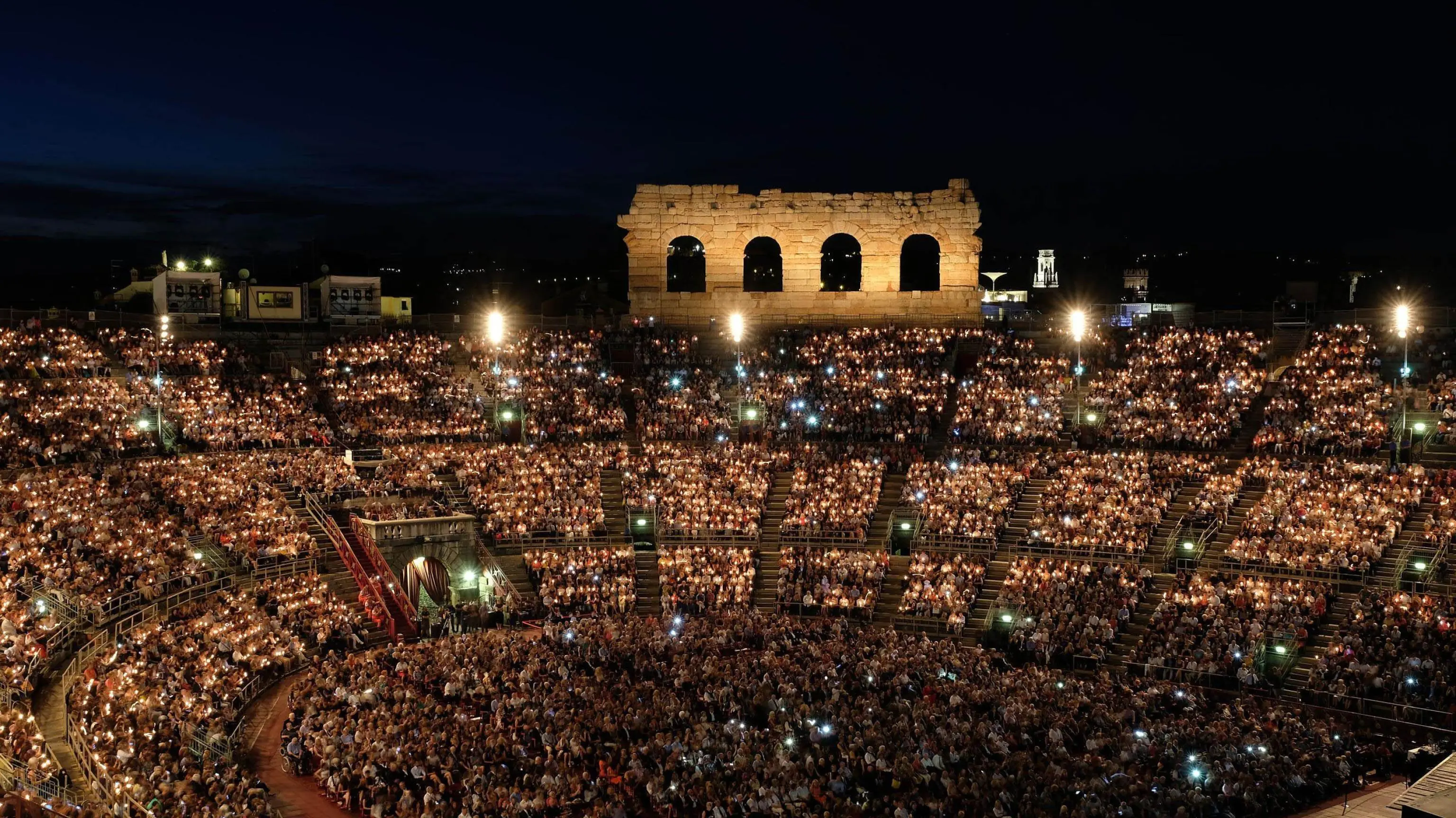 FONDAZIONE ARENA DI VERONA / US
