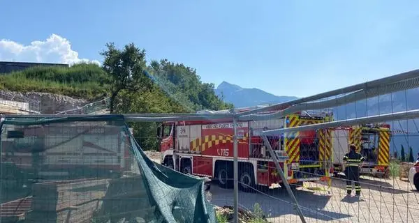 A Gardolo un principio d’incendio nella Cantina Moser: in corso l’intervento dei Vigili del Fuoco