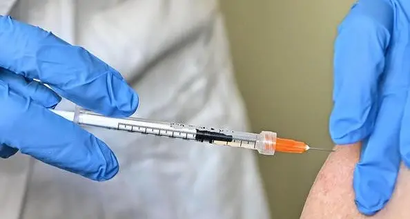 Covid, da lunedì 12 in Trentino si parte con il nuovo vaccino “anti-Omicron”