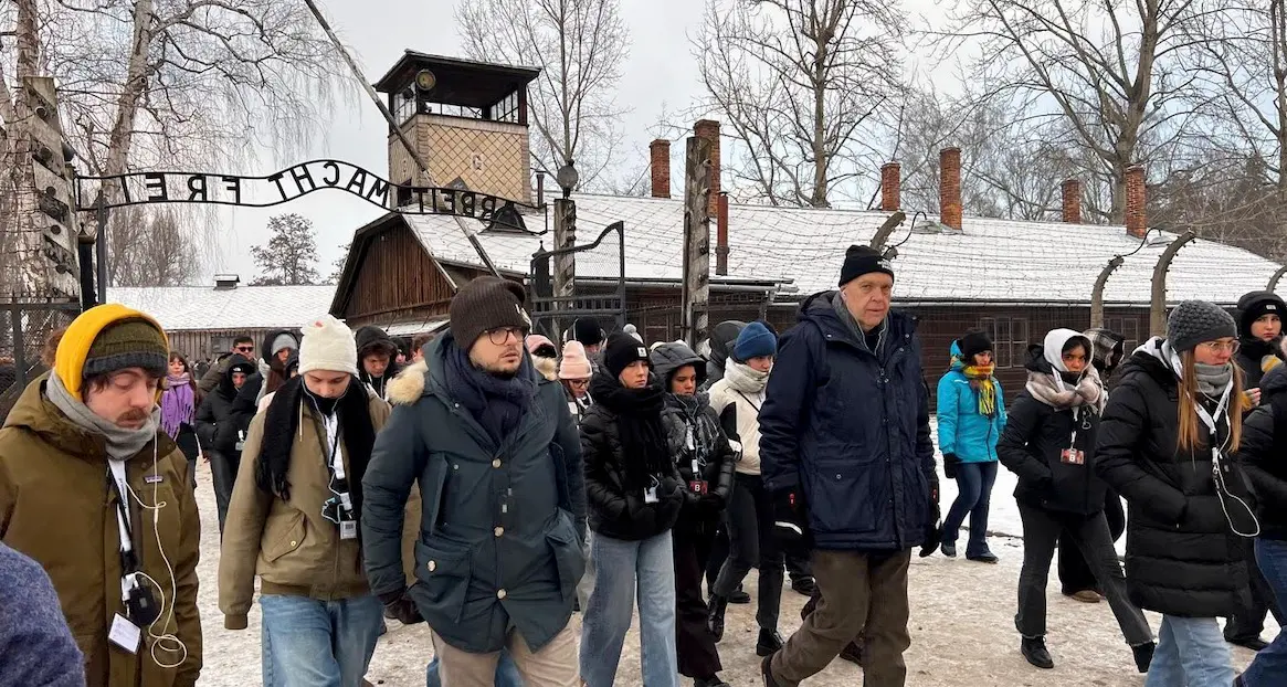 Euregio, gli studenti e Paccher al “Trento per la Memoria”: il viaggio ad Auschwitz e Birkenau