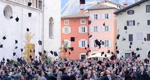 Università di Trento, a un anno dalla laurea quasi l’80% ha un lavoro