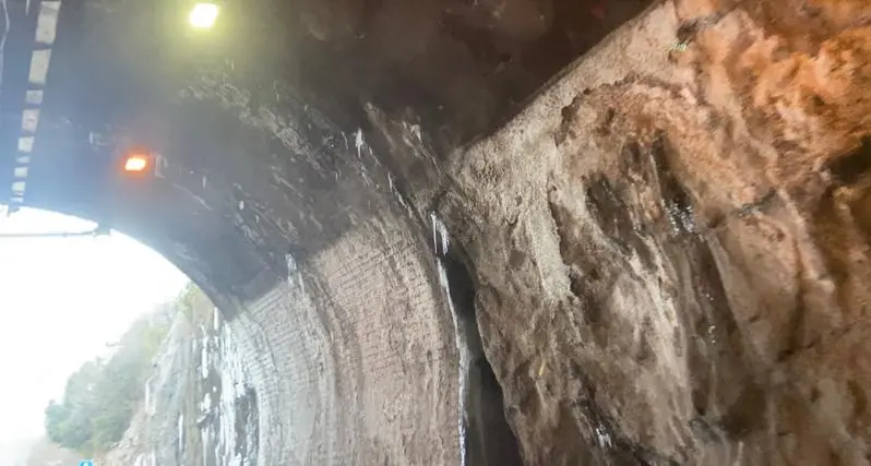 Gallerie a rischio in Trentino, la minaccia delle stalattiti di ghiaccio