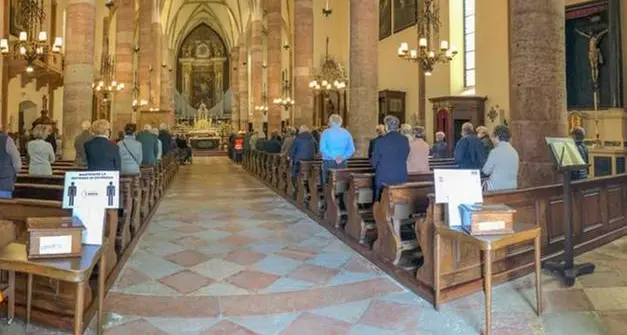 Le messe tornano a prima del Covid, via le restrizioni La decisione della Cei dopo il fine-pandemia annunciato dall'Oms