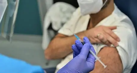Da venerdì via alla prenotazione della terza dose per 47mila persone in Trentino