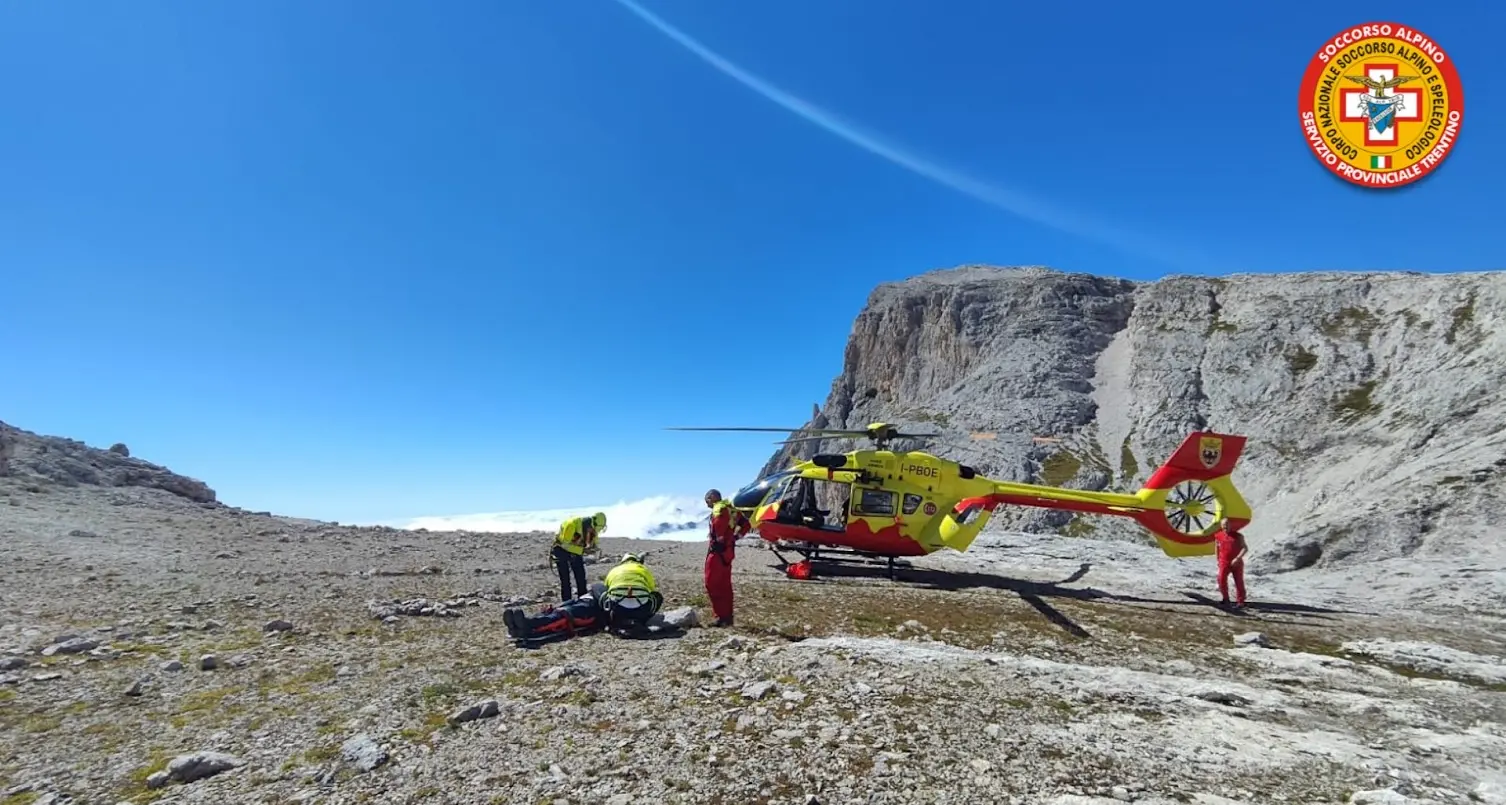 San Martino di Castrozza, cade e ruzzola sul sentiero: ferito un escursionista olandese