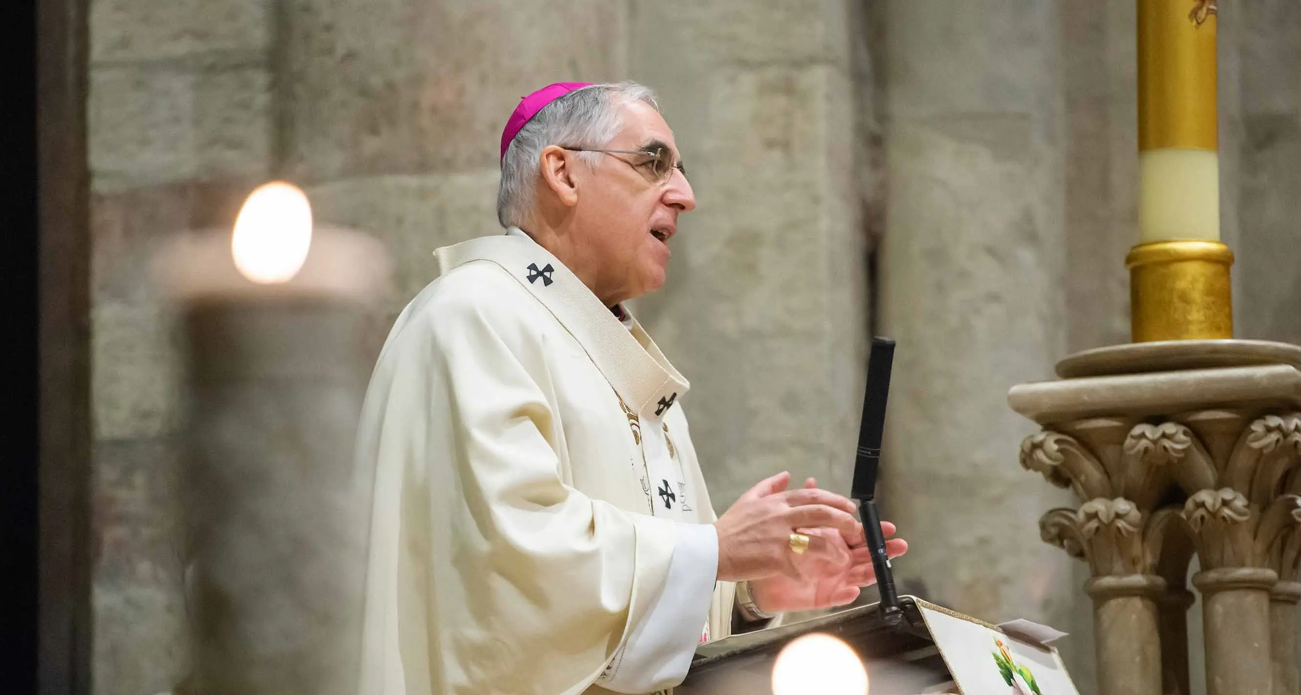 Il vescovo di Trento, Lauro Tisi: «Siamo assuefatti alla morte»