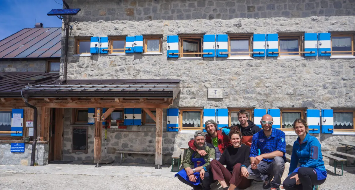 Stagione nei rifugi 2025, la Sat cerca personale: «Esperienza indimenticabile in ambienti unici»