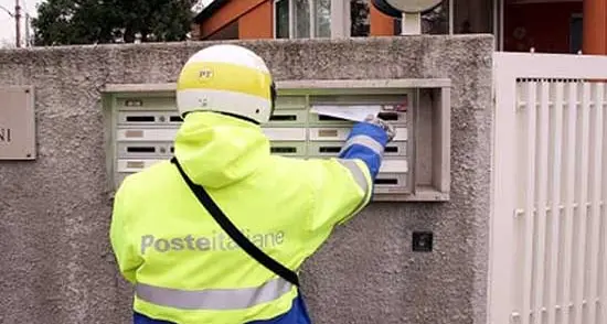 Si cercano nuovi postini in Trentino: Poste Italiane apre alle candidature