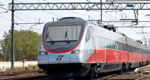 Binari allagati tra Ala e Peri, circolazione dei treni interrotta e poi ripresa