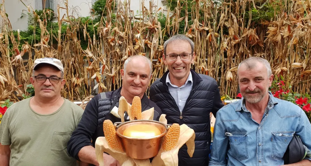 Festival di Storo ai “polenter” alpini di Condino e alla Pro Loco di Bondo
