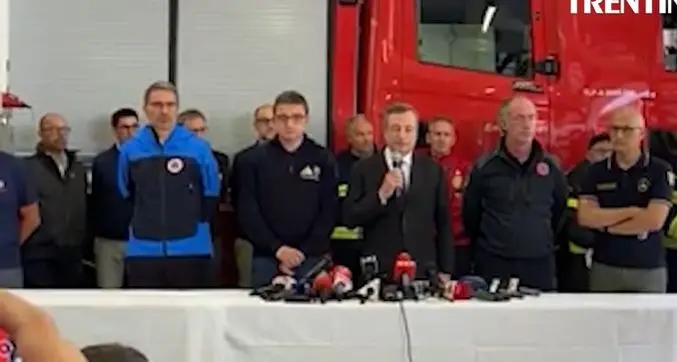 Marmolada, Zaia: «Sui ghiacciai bandiere rosse come al mare»