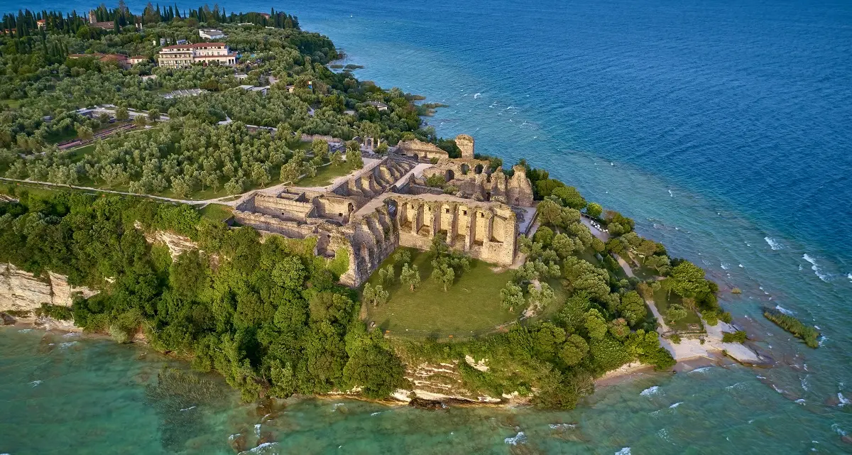 “Di villa in villa”: un viaggio nell’antica Roma sulle sponde del Garda