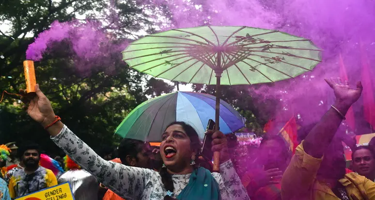 In India la Corte suprema non si pronuncia sui matrimoni gay