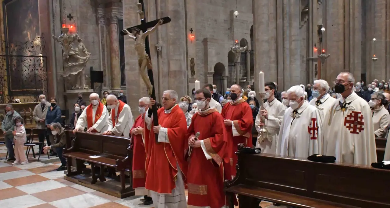 L’arcivescovo Trento: «Uscire dalla banalità del male»
