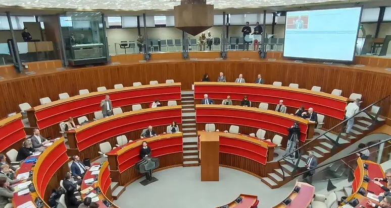 Consiglio provinciale di Trento: le minoranze vogliono la vicepresidenza e i segretari questori