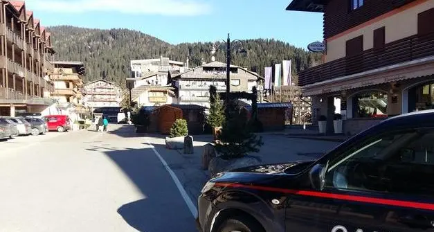 Campiglio, albergatrice al lavoro con il Covid: denunciata