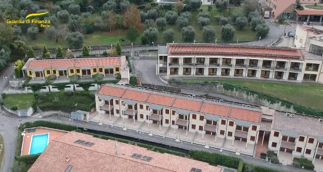 Finanza, confiscati immobili di lusso (anche sul lago di Garda) e beni per 16 milioni di euro