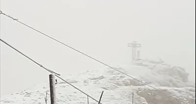 Dopo 60 giorni è tornata la neve in vetta alla Marmolada
