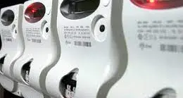 Bollette, arrivano i maxi rincari: luce su del 30%, gas del 14%