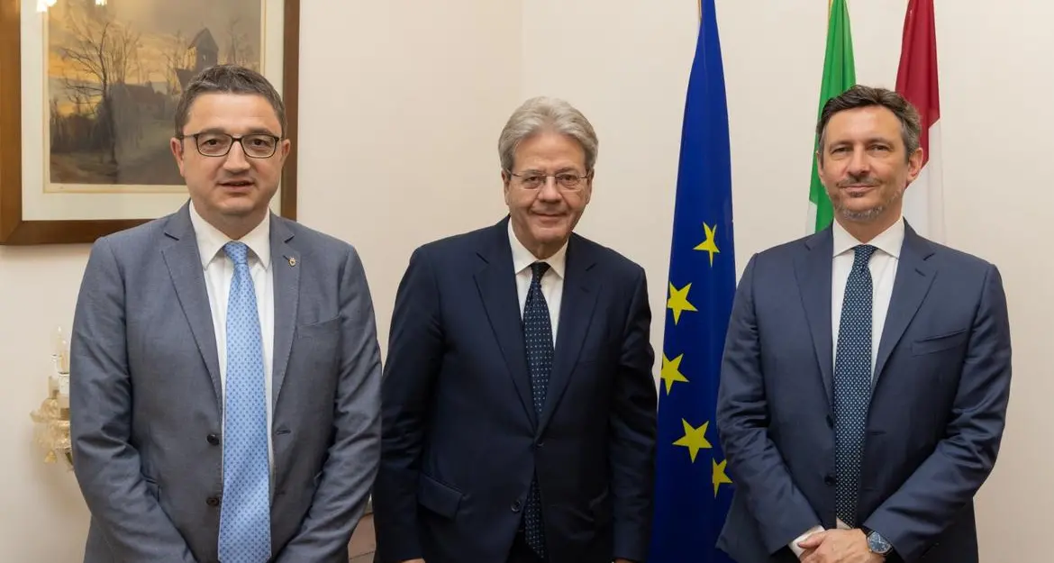 Paolo Gentiloni: «La proroga sul Pnrr sarebbe messaggio autolesionista»