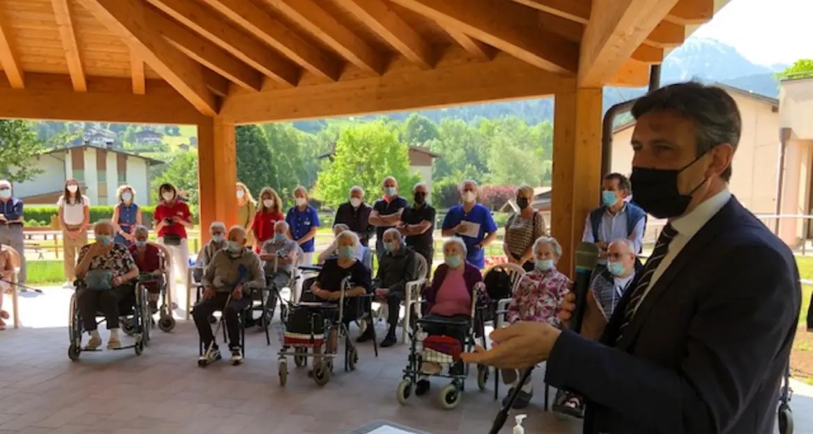 Il ritorno alla normalità passa anche dal nuovo parco per la casa di riposo di Transacqua