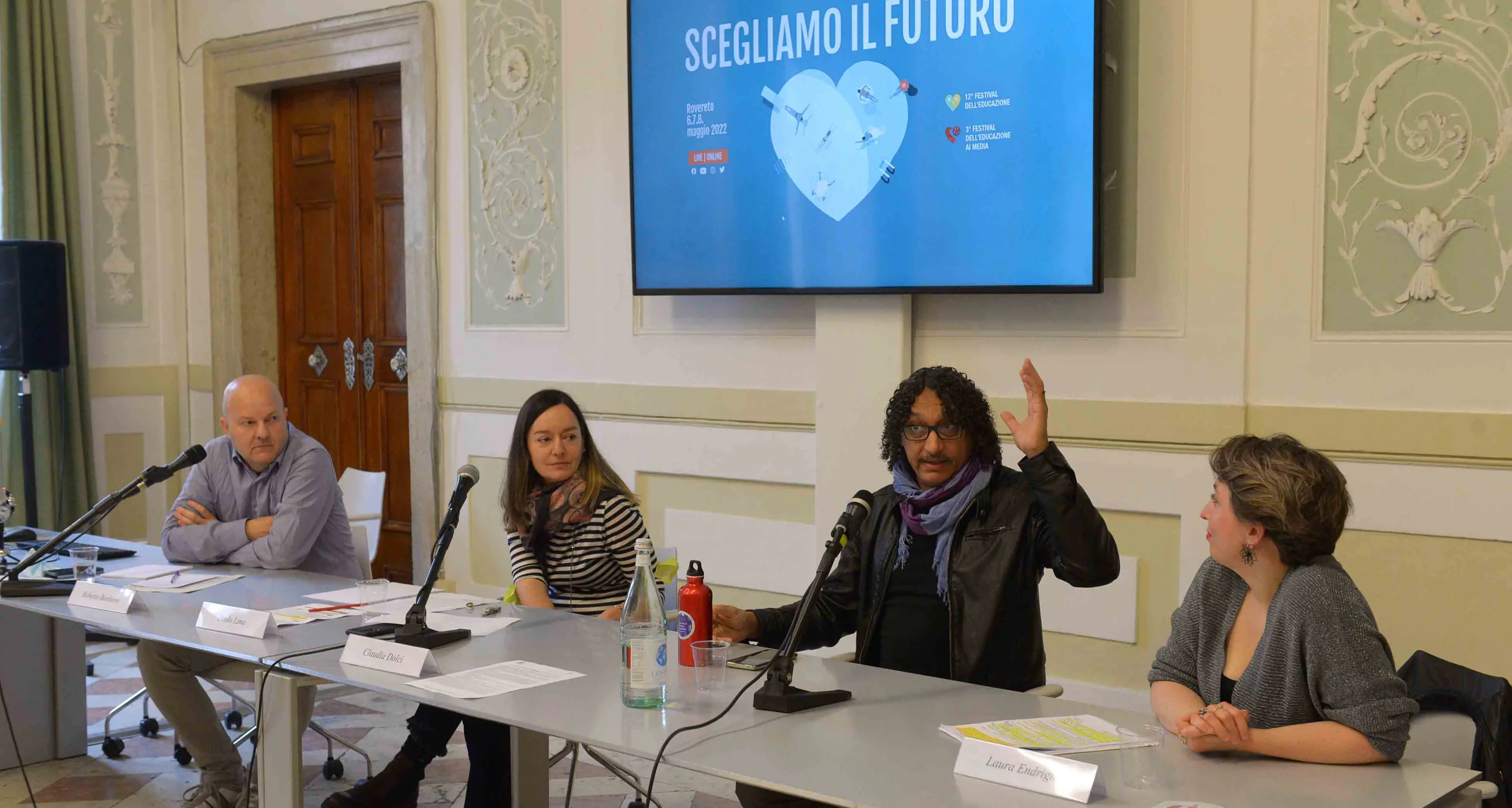 Giovani alle prese con l’“ansia climatica”: 4 su 10 meditano di non avere figli