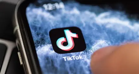 Il Garante della privacy dispone il blocco di TikTok: “Via libera solo se si accerta l’età”