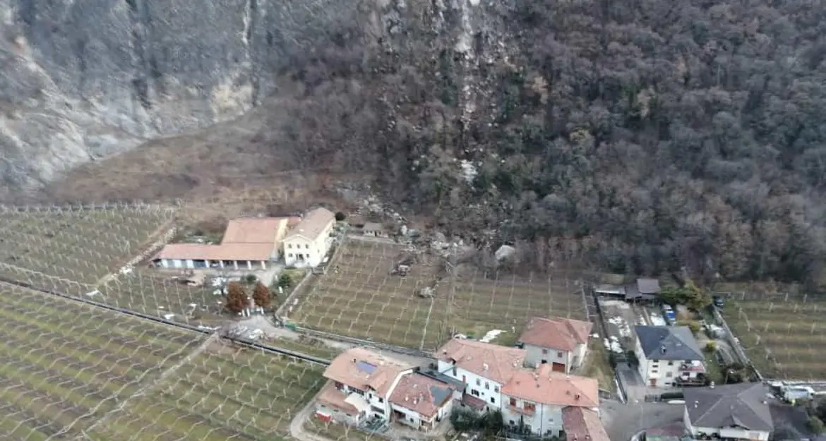 Frana a Mezzocorona, via libera al rientro a casa per le due famiglie evacuate nella notte