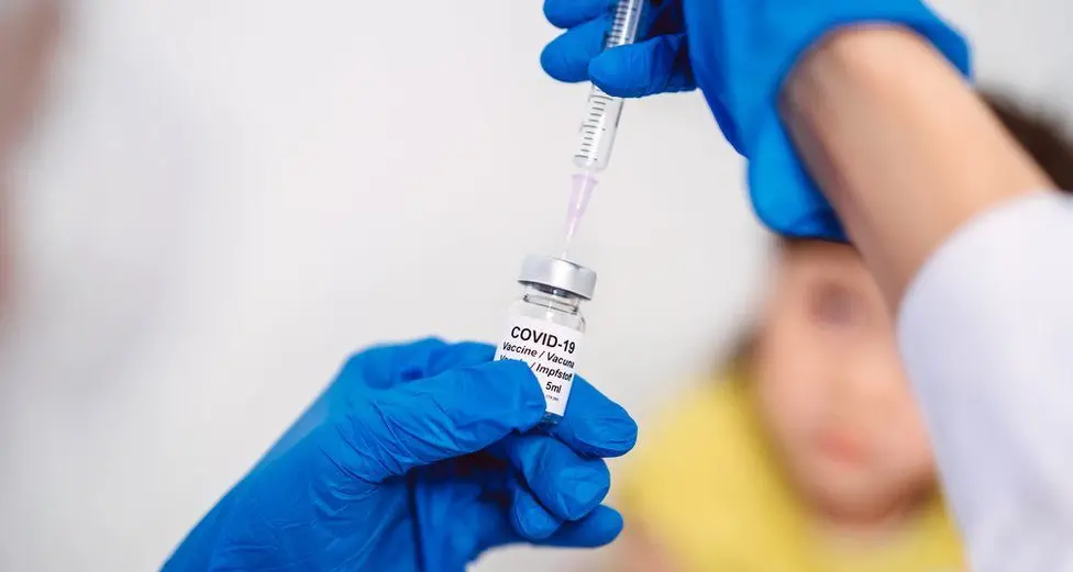 Covid, le nuove varianti sono più contagiose per i bambini