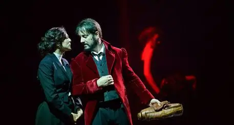 Trento, oggi salta l’appuntamento a teatro causa Covid