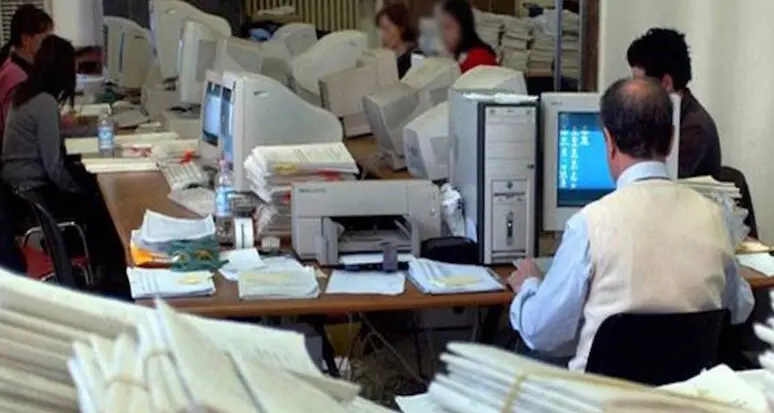 Autonomie locali, gli impiegati pubblici trentini sono i meno pagati