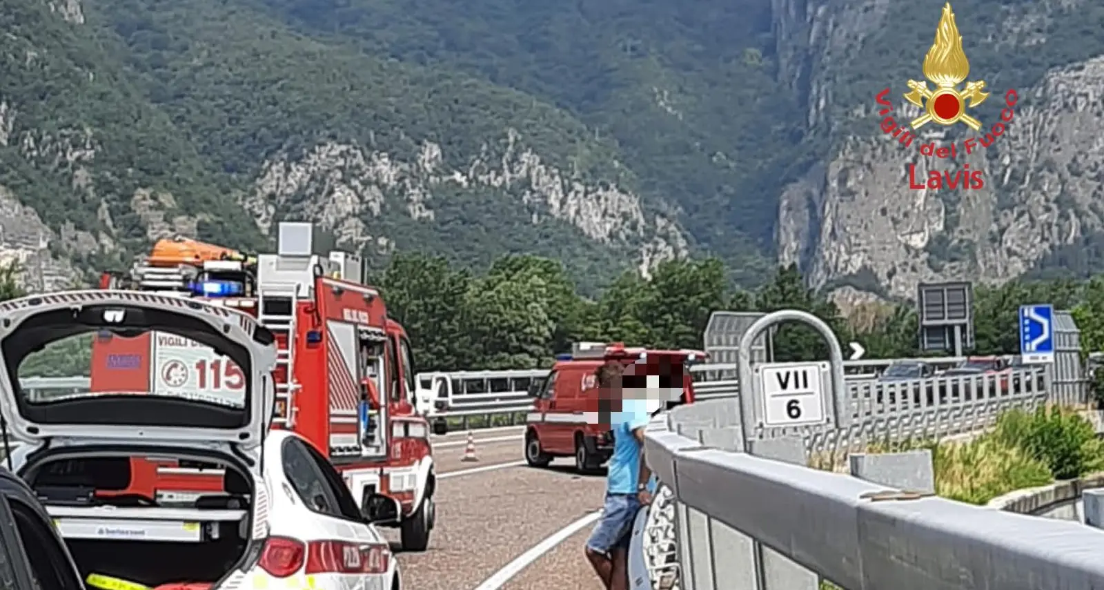Incidente a Lavis: moto contro autocisterna, una persona è rimasta ferita