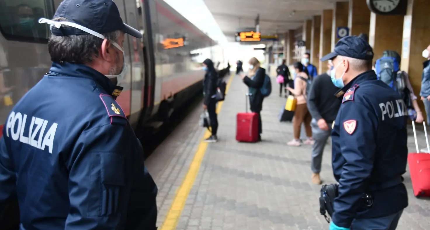 Era ricercato da dicembre: arrestato dalla Polizia nella stazione di Trento
