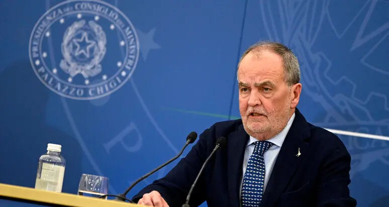 Calderoli: “In un anno di governo sono state esaminate 602 leggi regionali, le impugnative solo 23”