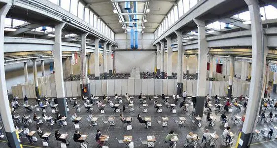 Test di Medicina con errori. Il ministro: «annulleremo domande sbagliate»