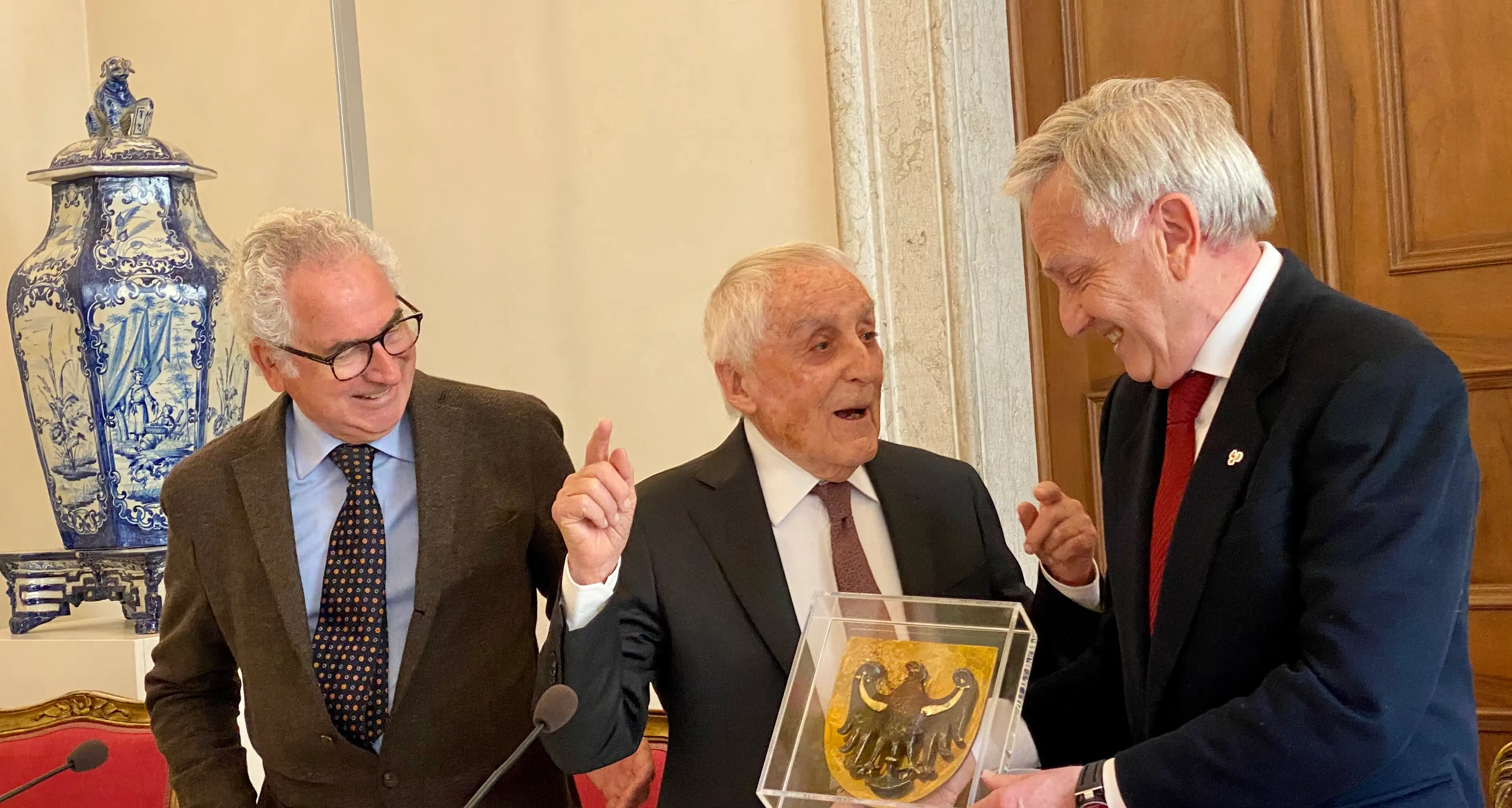 Gios Bernardi, a 100 anni l’Aquila di San Venceslao: «Avere cura dell’uomo ma anche degli animali e del pianeta»
