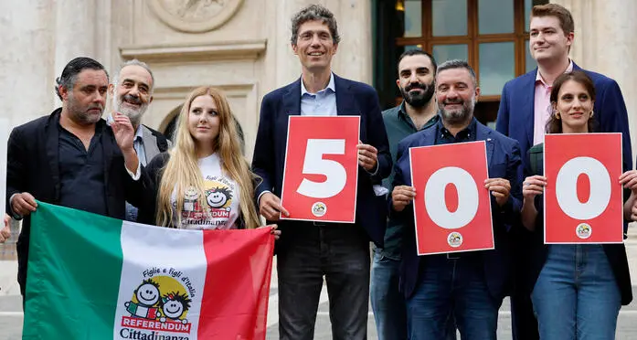 Il referendum sulla cittadinanza raggiunge le 500mila firme