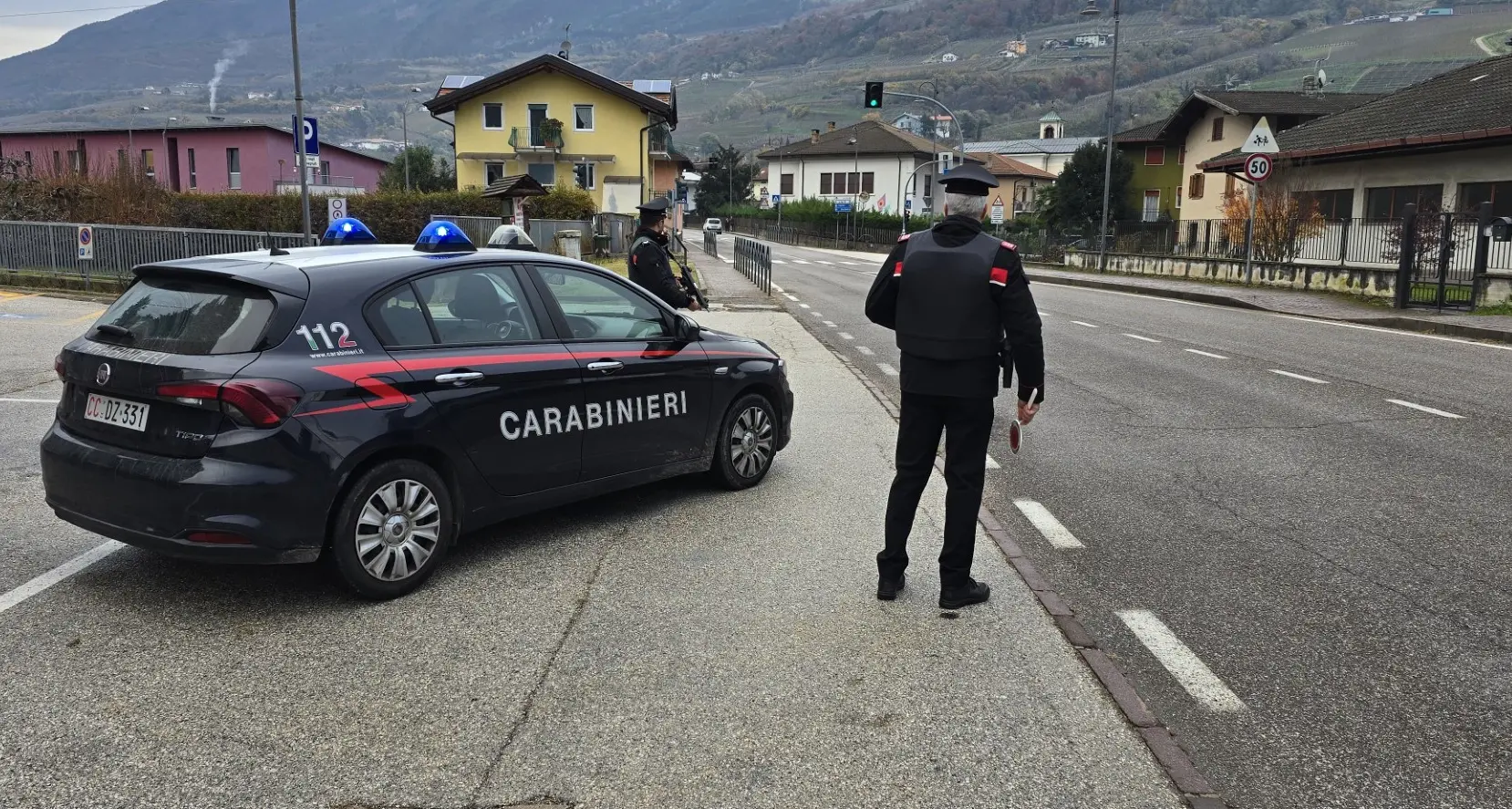 Mezzolombardo, minaccia e aggredisce la ex: arrestato dai carabinieri