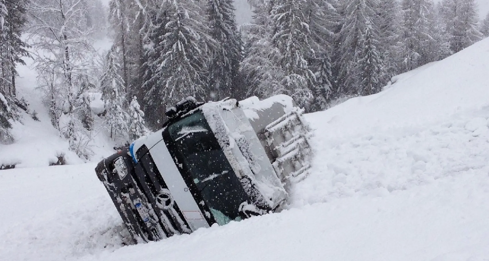 Arriva la neve in Trentino: ecco le strade vietate ai mezzi pesanti