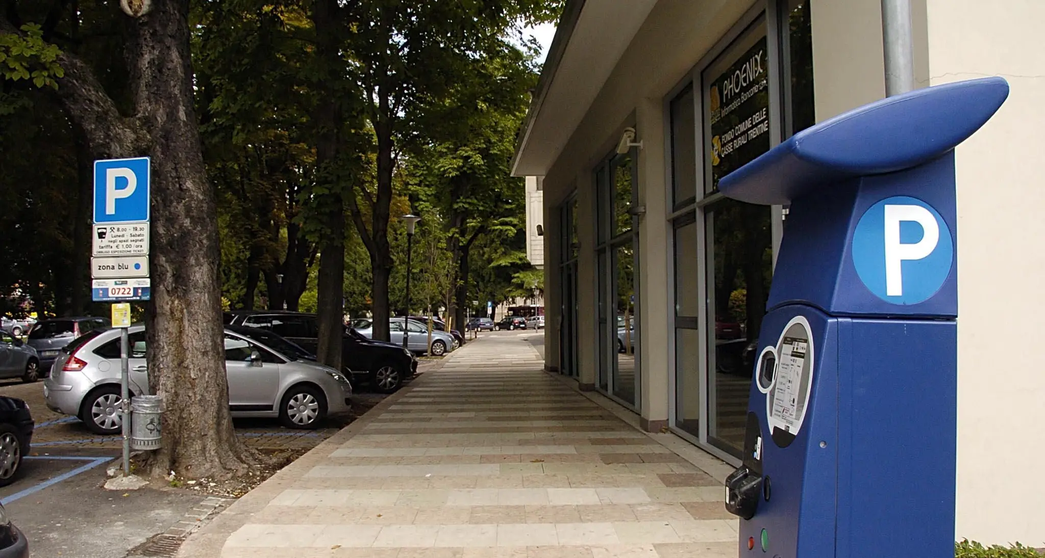 «Io, pendolare, vi racconto l’incubo parcheggi in centro a Trento»