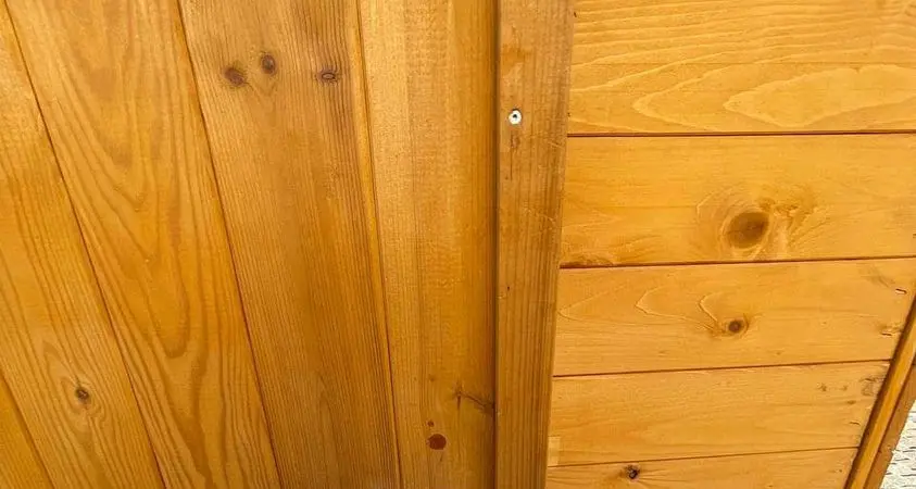 Gardolo, vandali forzano la serratura della casetta di Natale