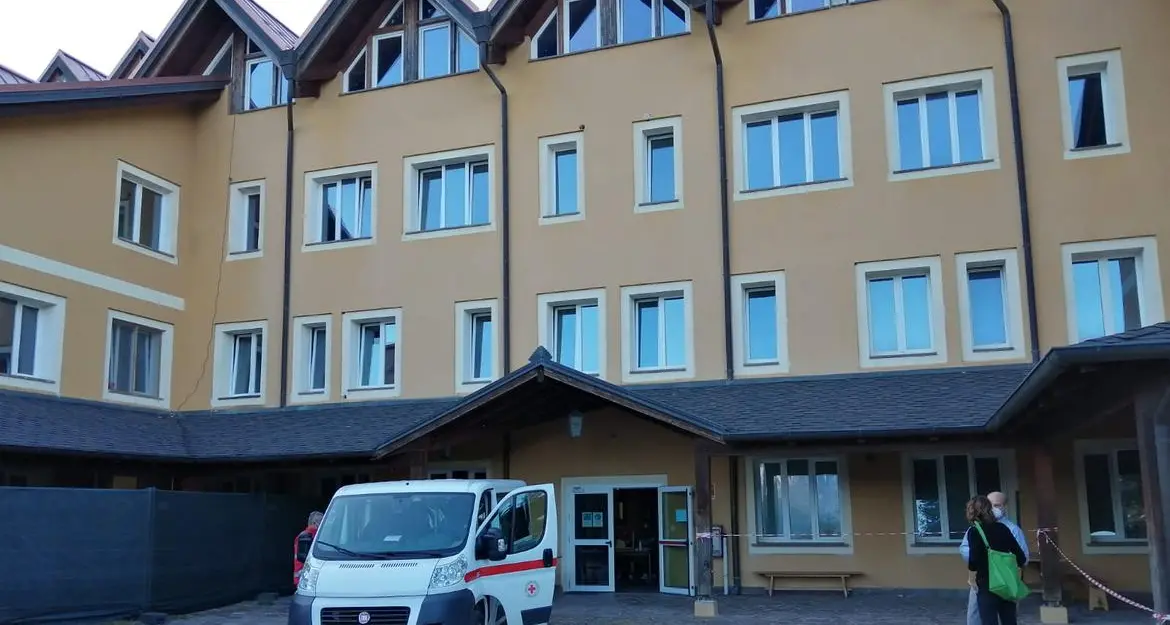 Focolaio di Cesenatico, trasferiti a San Vito di Pergine 37 ragazzi positivi