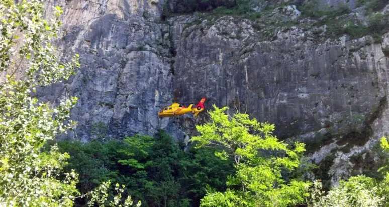 Sorprese dal temporale in ferrata, rimangono bloccate sulle Dolomiti di Brenta: il salvataggio del Soccorso Alpino