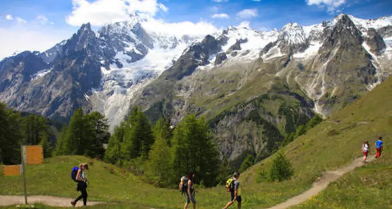 Accompagnatori in montagna e condanne: alla Sat gli esperti parlano di rischi e responsabilità