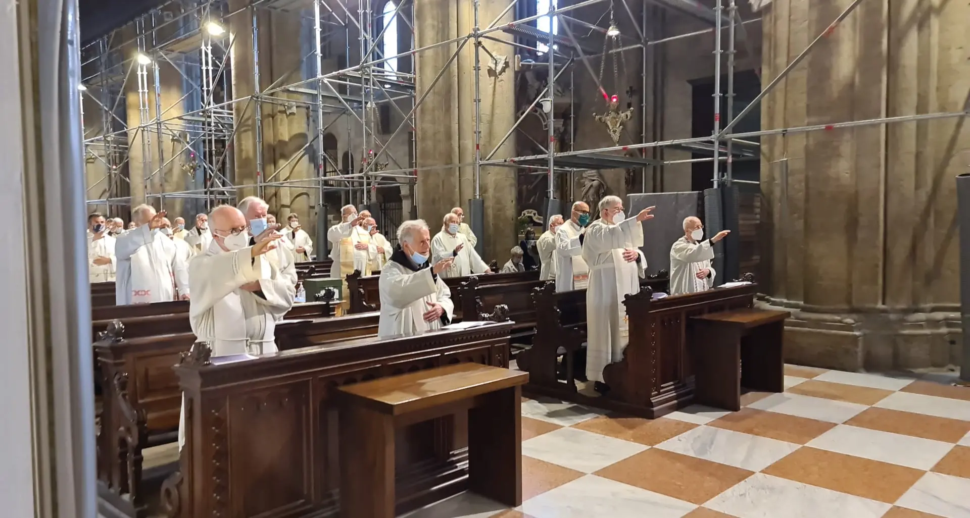 Trento, ultima messa: il Duomo ora chiude per i lavori di restauro