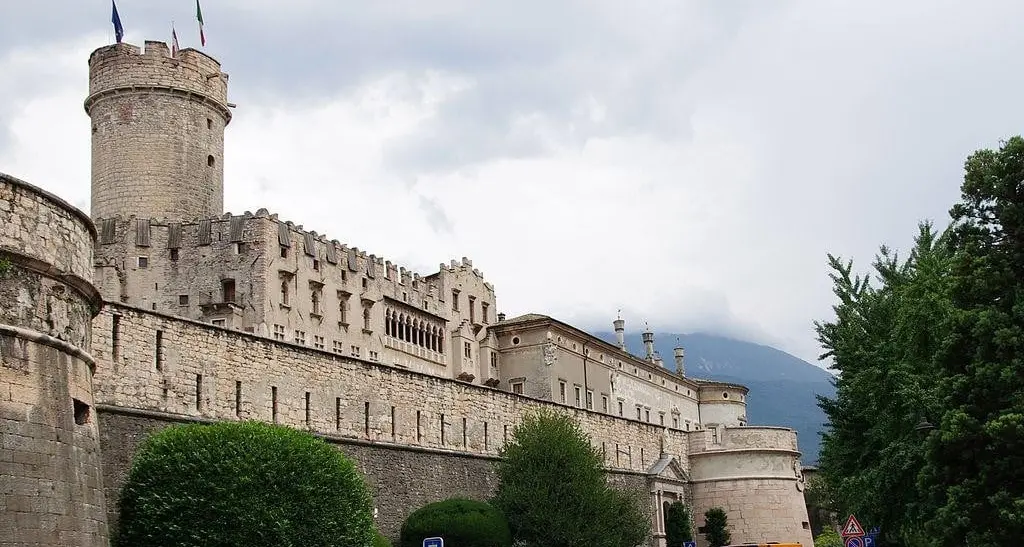 Boom di visite nei castelli trentini: +60% ingressi rispetto al 2021